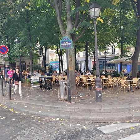 פריז Studio Bien Equipe Au Calme A Montmartre מראה חיצוני תמונה